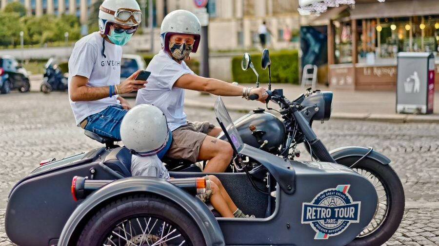 Paris: City Highlights Tour by Vintage Sidecar - The Retro Night Tour with Champagne