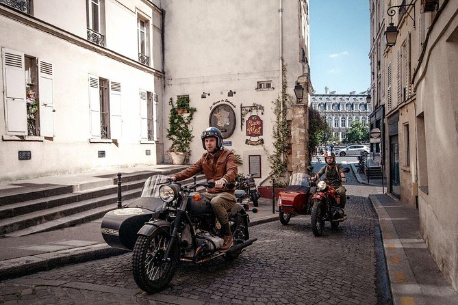 Paris Private Flexible Duration Guided Tour on a Vintage Sidecar - The island at the center of Paris