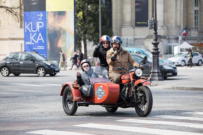 Paris Private Flexible Duration Guided Tour on a Vintage Sidecar - Montmartre, Place du Tertre, and Sacré-Coeur