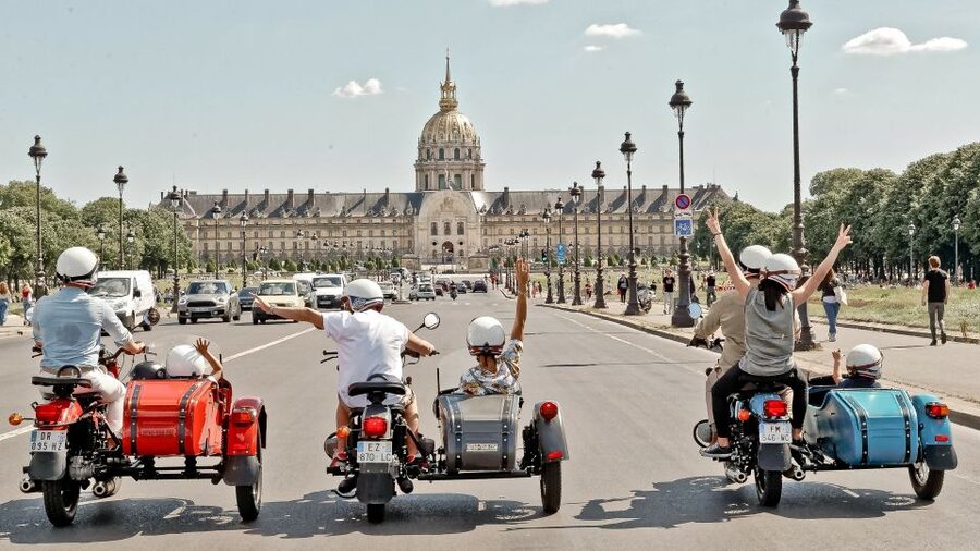 Paris: Private, Tailor made, Guided Tour on Vintage Sidecar - Arc de Triomphe and the sweep of the avenues