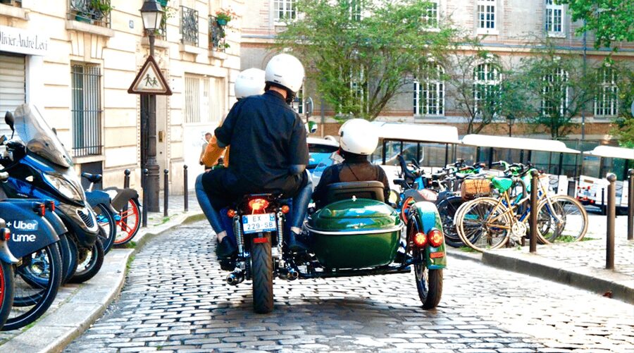 Paris: Private Vintage Sidecar Tour with Hotel Pickup - The seating arrangement matters more than you might expect