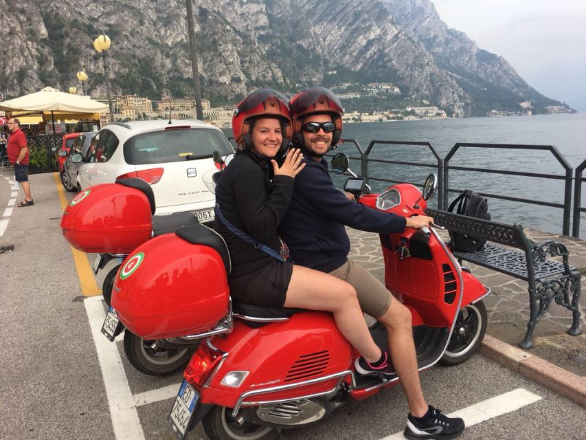 Peschiera del Garda: Lake Garda self-guided Vespa tour - Picking up the 125cc Vespa in Peschiera