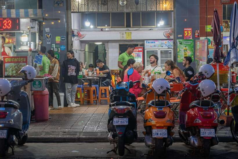 Phnom Penh Night Foodie Vespa Tour / Tuk Tuk Available - Pickup and the first ride through Phnom Penh
