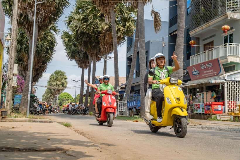 Phnom Penh Silk Island Sunset Vespa Tour / Tuk Tuk Available - Who will enjoy this ride most