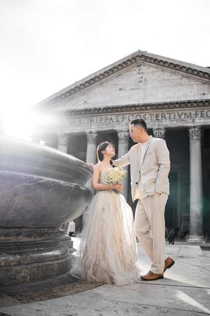 Photo Shoot in Rome with Vespa And Vintage Fiat 500 Options - Roman Forum and Piazza Venezia add variety