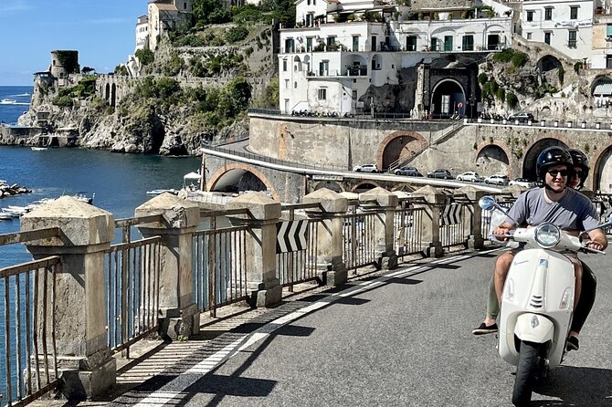 Private Vespa scooter Adventure on the Amalfi Coast - Climbing to Ravello at 350 meters