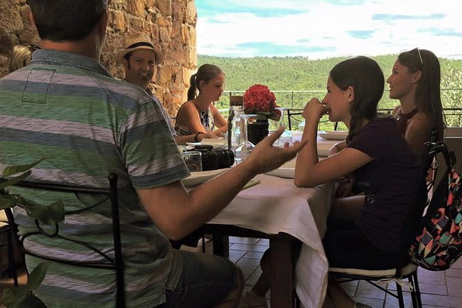 Private Vespa Tour in Chianti from Florence - Guides make a difference on a private day
