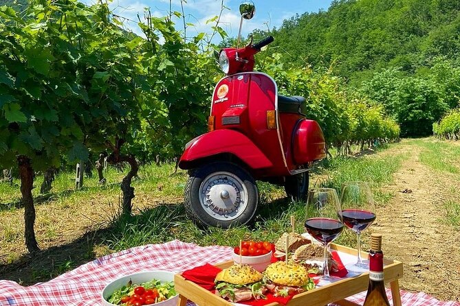 Rent a vintage Vespa for a whole day in Alba - Following the route map at your own pace