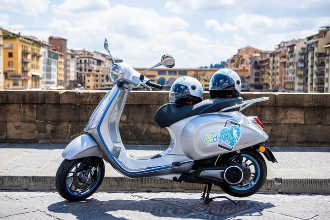 Rent your Electric Vespa 45 in Florence for 8 hours - Country roads toward Chianti and Malmantile