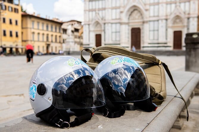 Rent your Electric Vespa 45 in Florence for 8 hours - Florence views, narrow roads, and easier parking