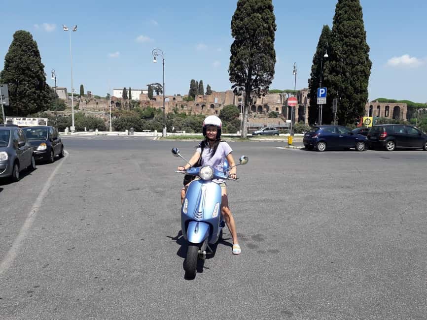 RENTA A VESPA - Why a Vespa Works So Well in Rome