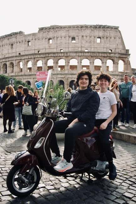 Rome: 1-Hour Vespa Ride as Passenger with a Local Driver - Trastevere and the feel of local streets