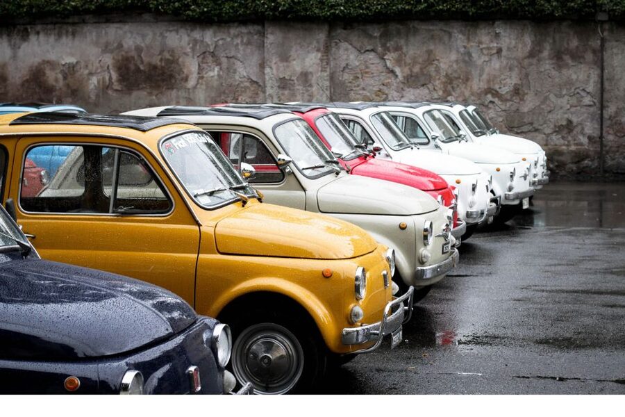 Rome: 3-Hour City Tour by Vintage Fiat 500 - Driving the manual Fiat 500 yourself