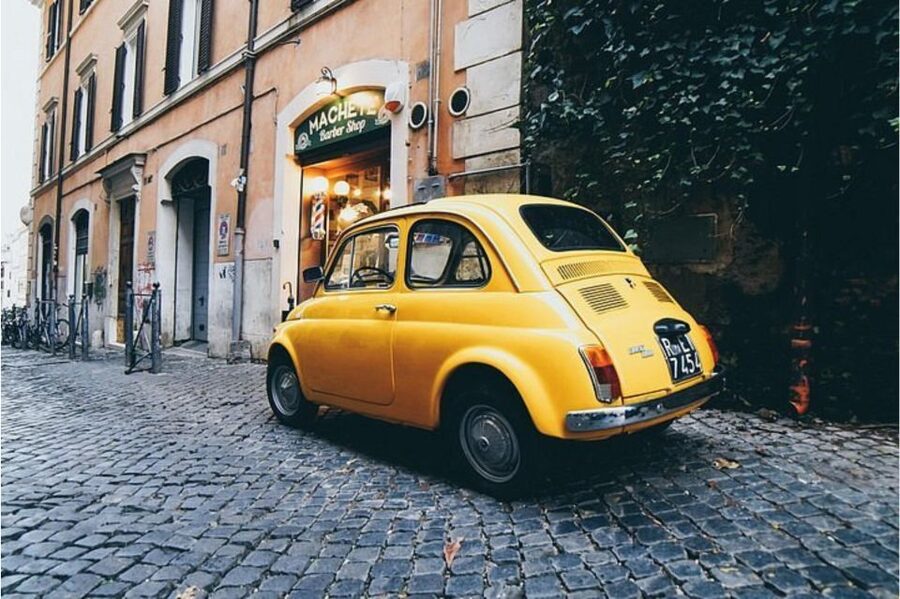 Rome: 3 hour panoramic tour of Rome with a vintage Fiat 500 - Finishing with Vatican City