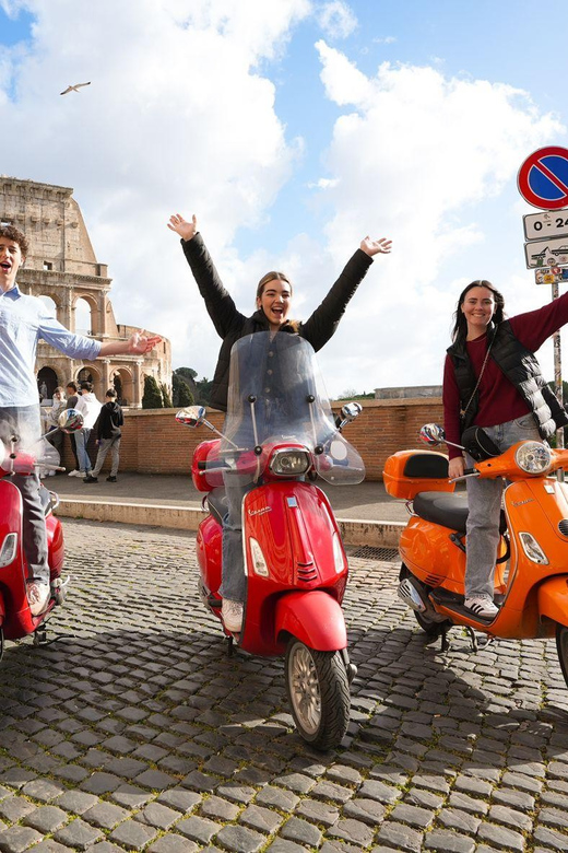Rome: All In One Day by Vespa - Piazza del Popolo and Piazza della Repubblica