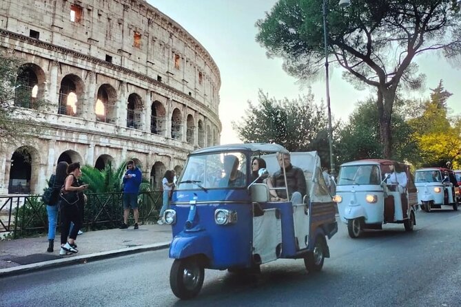 Rome by Ape Calessino Auto Rickshaw - From Hotel Pickup to Piazza Venezia