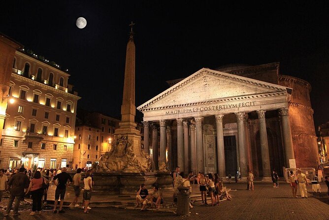 Rome by Night Vespa Ride: Icons of Rome - The guides, photos, and personal service
