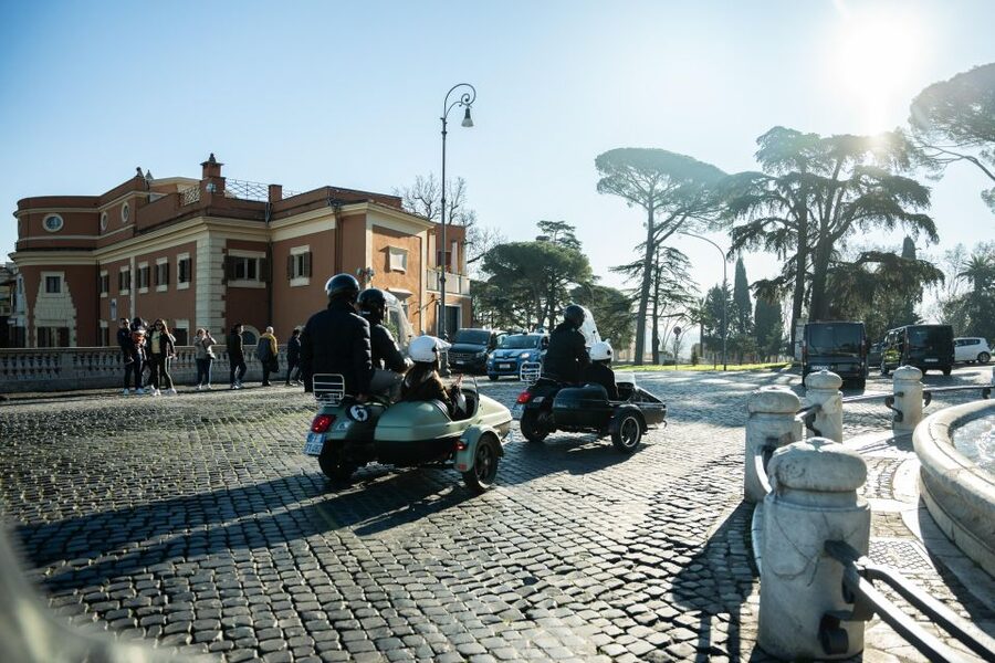 Rome: Day and Night Private Vespa Tour with Hotel Pickup - Fontana dell’Acqua Paola is the best pause for a toast