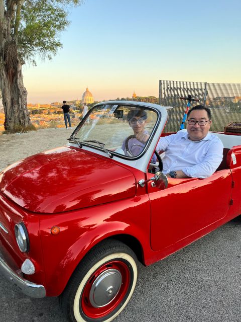 Rome: Evening Fiat 500 and Vespa Prosecco Tour - The Colosseum begins the evening