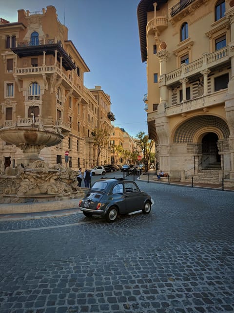 Rome: Fiat 500 private tour with a roman - Circus Maximus and the Orange Garden