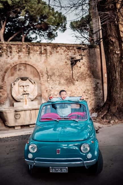 Rome: Fiat 500 Vintage Photo Tour - The guide, languages, and atmosphere