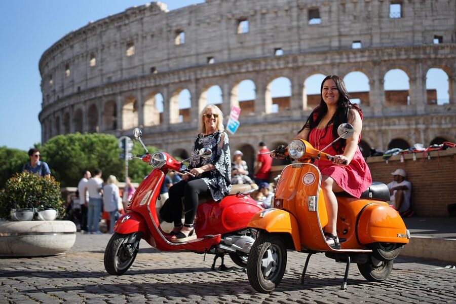 Rome: Hidden Gems Guided Vespa experience with Photos - Guides, languages, and the feel of the ride