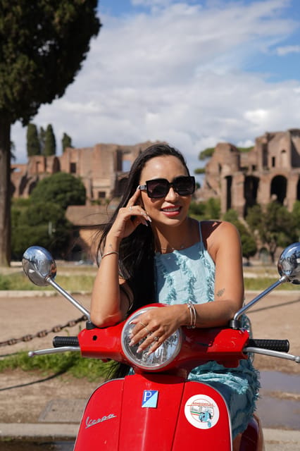 Rome: Photography services by Vespa with Aperol Spritz - The Orange Garden and its view across Rome