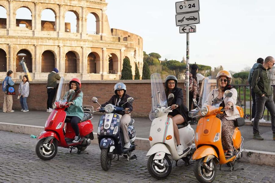 Rome: Private Vespa Experience with Professional Photoshoot - Why a Vespa is a smart way to see Rome