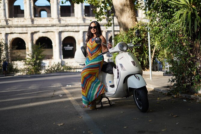 Rome Private Vespa Tour - Passing the Roman Forum and Circus Maximus