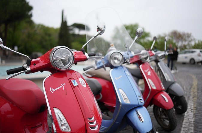 Rome’s Highest Hills Skyline Vespa Tour with Driver and Photo - What the photos add to the price