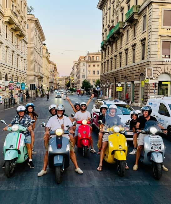 Rome’s Must-See Spots on Vespa (No Driving Needed) - Why a chauffeured Vespa works so well in Rome