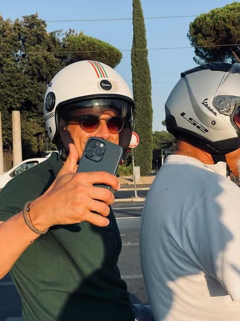 Rome’s Must-See Spots on Vespa (No Driving Needed) - The Pantheon and Rome’s old center