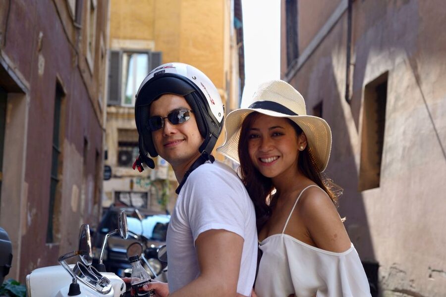 Rome: Self-Driven Sightseeing Tour by Vespa - Meeting your guide and getting set up