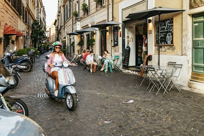Rome Vespa 125cc Daily Rental - The practical value of the $77.43 price