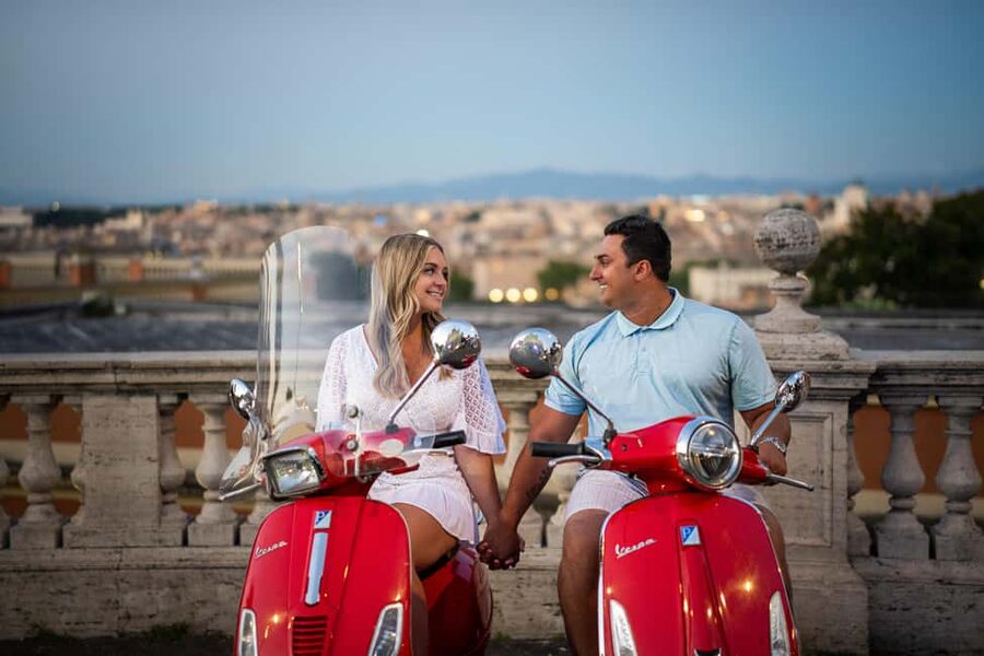 Rome: Vespa Photo Tour with City Center Pickup - The Colosseum: Rome’s most powerful first photo stop