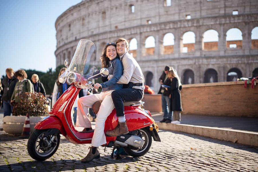 Rome: Vespa Photo Tour with City Center Pickup - Pickup at your hotel or Via del Colosseo 31
