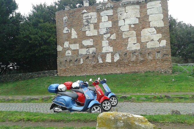Rome Vespa Primavera 125 cc Rental - 72 Hours Rental - Helmets, insurance, and the real meaning of the deposit