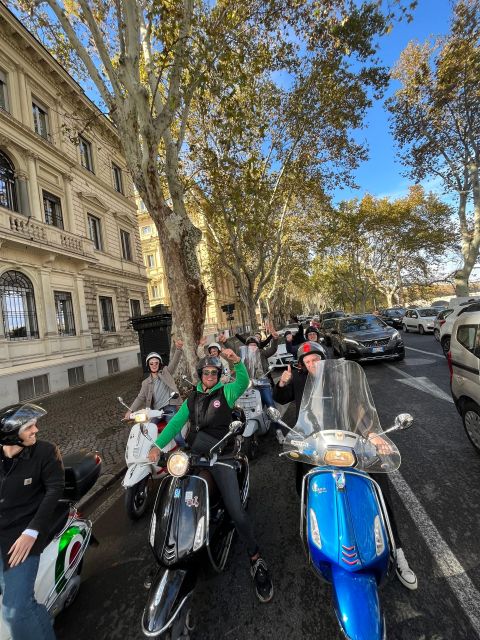 Rome: Vespa Self-Drive Tour with Gelato - Why a Vespa works well in Rome