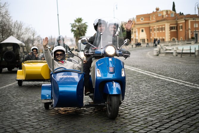 Rome Vespa Sidecar Food Tour with Local Tastings - Guides, photos, and the feel of the outing