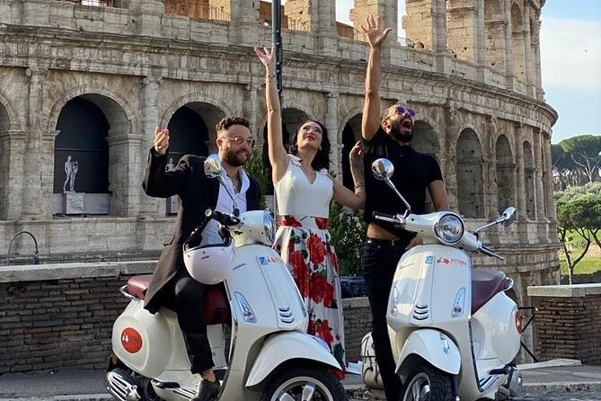 Rome Vespa Tour with Gelato Stop - Trevi Fountain and the practical side of crowds