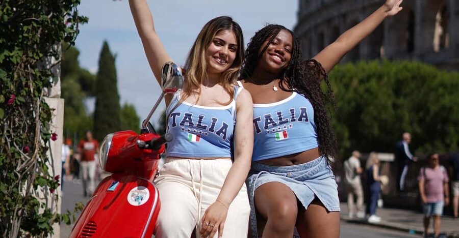 Rome: Vespa Tour with Photo services Small‑Group Highlights - The Colosseum photo stop