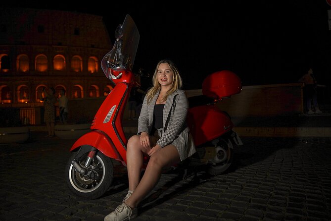 Rome: Vespa Tour with Photographer and Tiramisu treat - Janiculum Hill and Belvedere