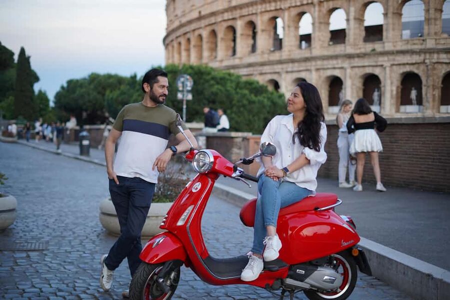 Rome: Vespa Tour with Professional Photographer - What Happens on the Ride
