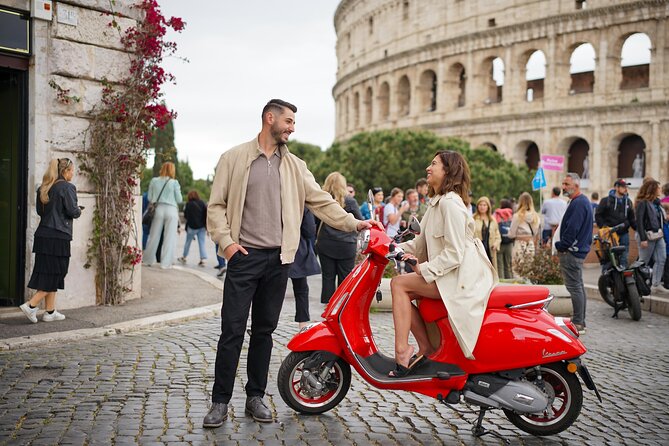 Rome: Vespa Tour with Professional Photoshoot - Starting at Via del Colosseo
