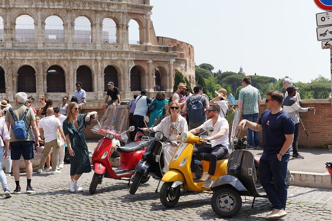 Rome Vespa Tour with Tiramisu - The Pantheon, with tiramisu nearby