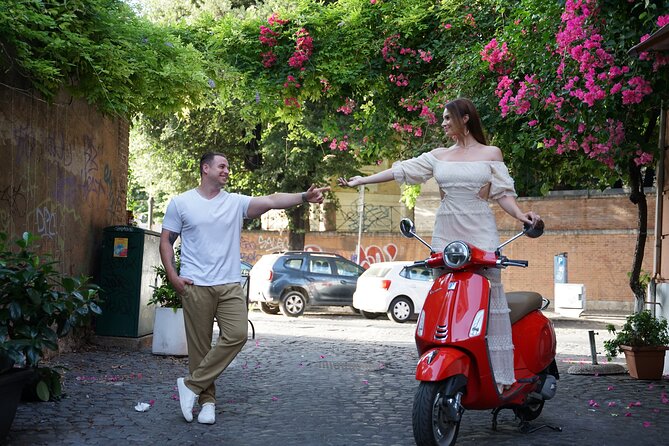Rome Vespa Tour with Tiramisu - Group size, drivers, and comfort