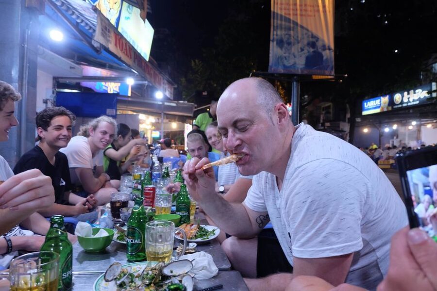 Saigon: Night Sightseeing And Street Food Tour By Vespa - Seafood, snails, and a local beer finish