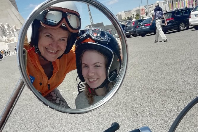SIDECAR - 4 hours - Overview Lisbon - Bertrand and the older face of Lisbon