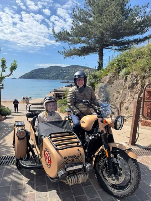 The Corniche d'Or — Sidecar-Cannes - Starting at Château de la Napoule or in Cannes
