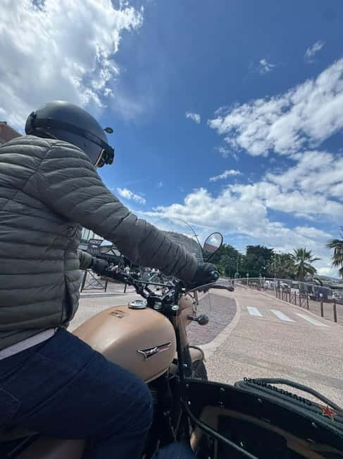 The Corniche d'Or — Sidecar-Cannes - Equipment, comfort, and the open-air tradeoff